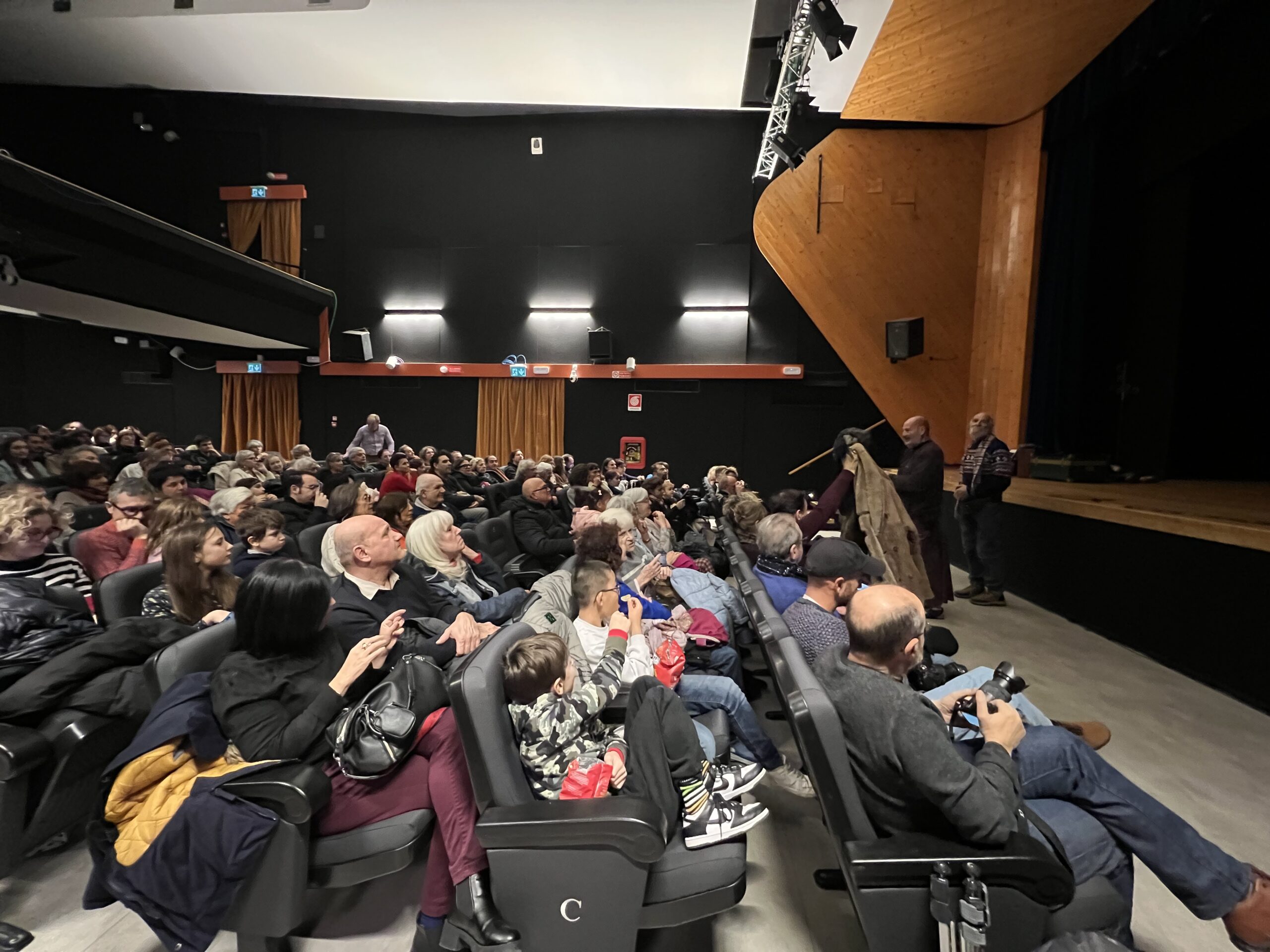 pubblico "prima della prima"